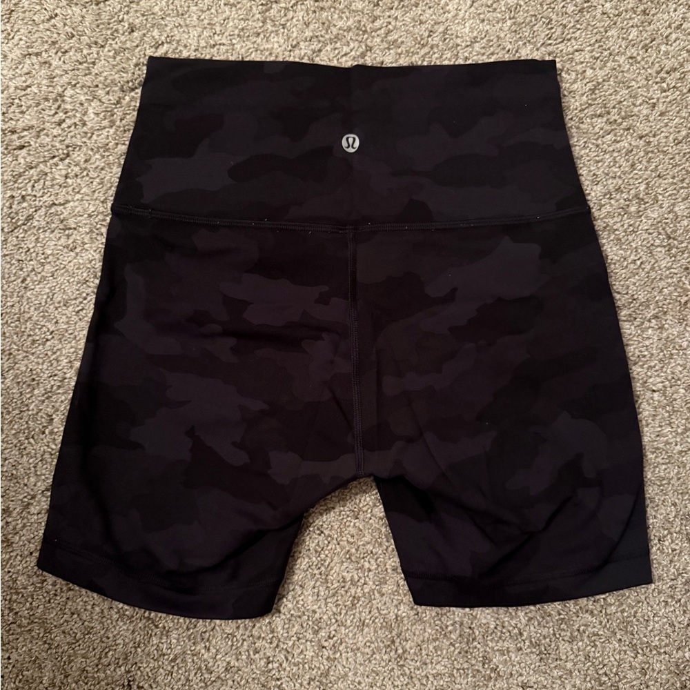 Lululemon wunder train shorts